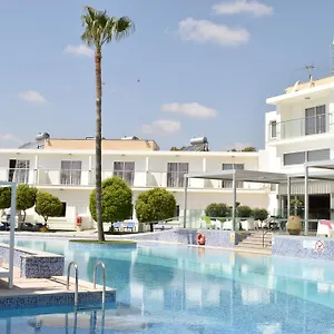 2* Отель Fedrania Gardens